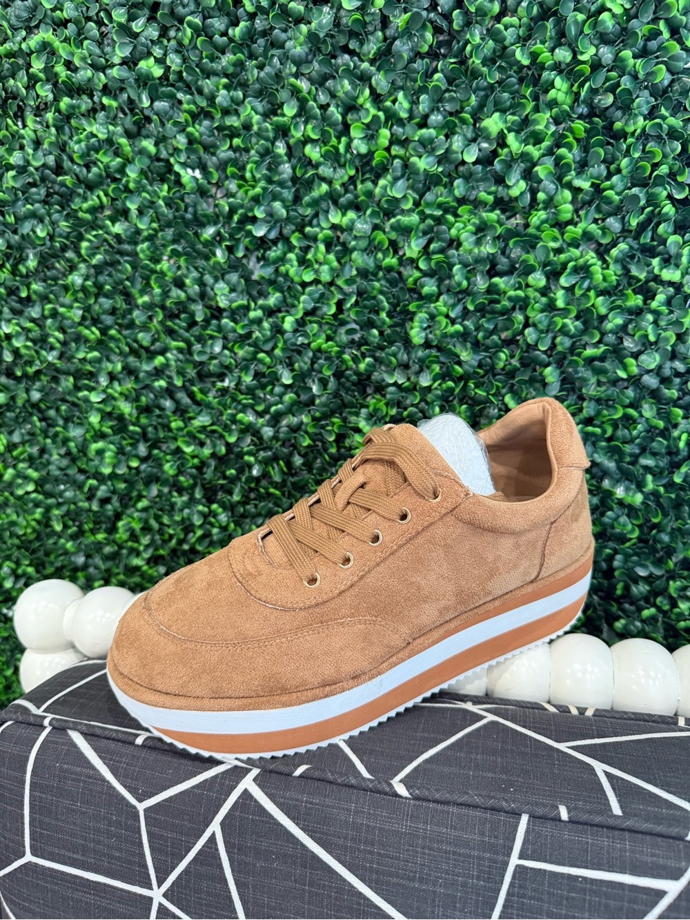NEW Corkys Jay Walking Tan Suede-look Platform Sneakers